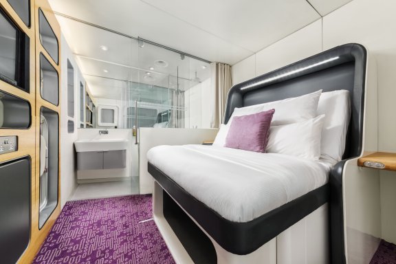 YOTELAIR London Gatwick - Premium Queen cabin